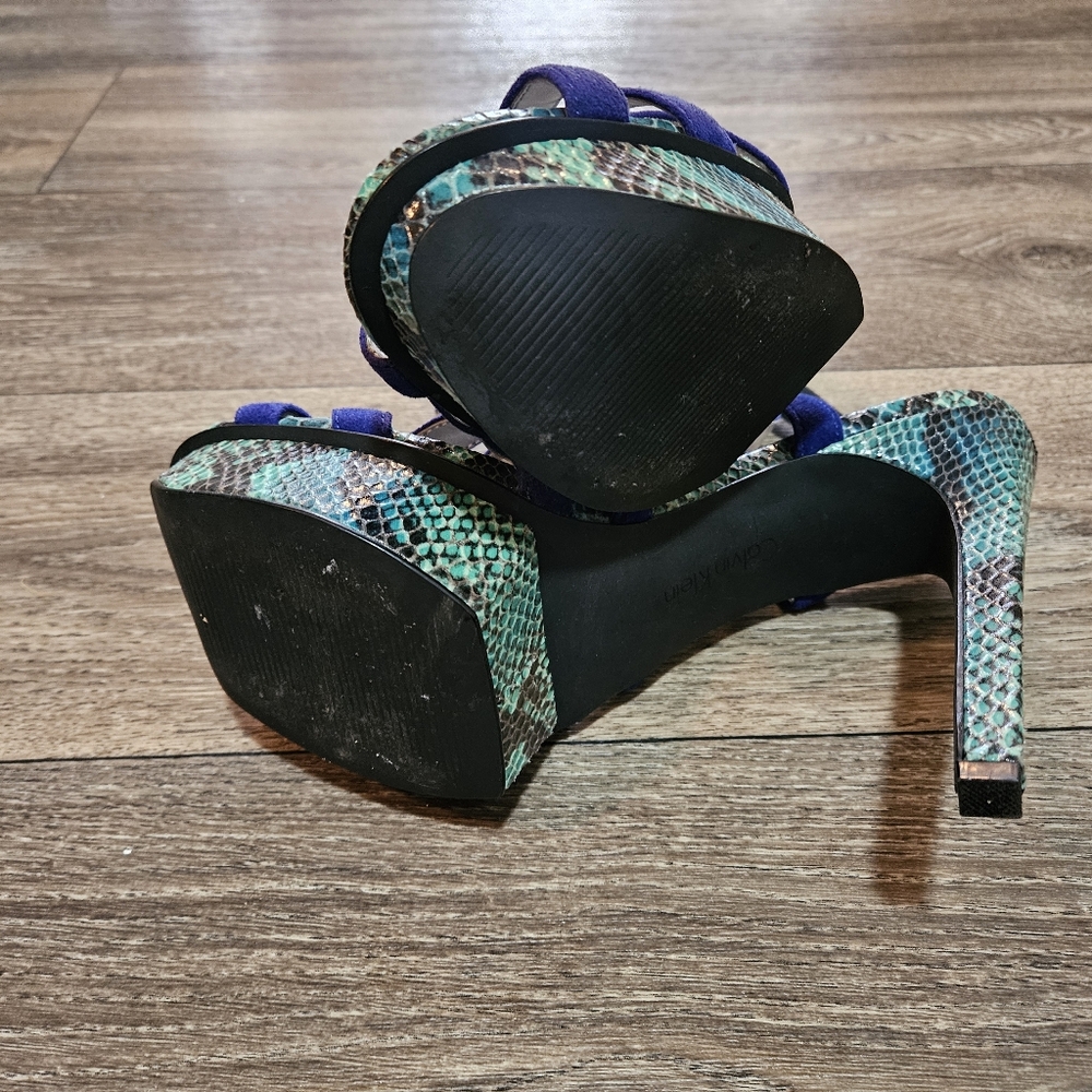 Calvin Klein Blue and Green Women's Sandals. Size 9.5 - Picture 5 of 5